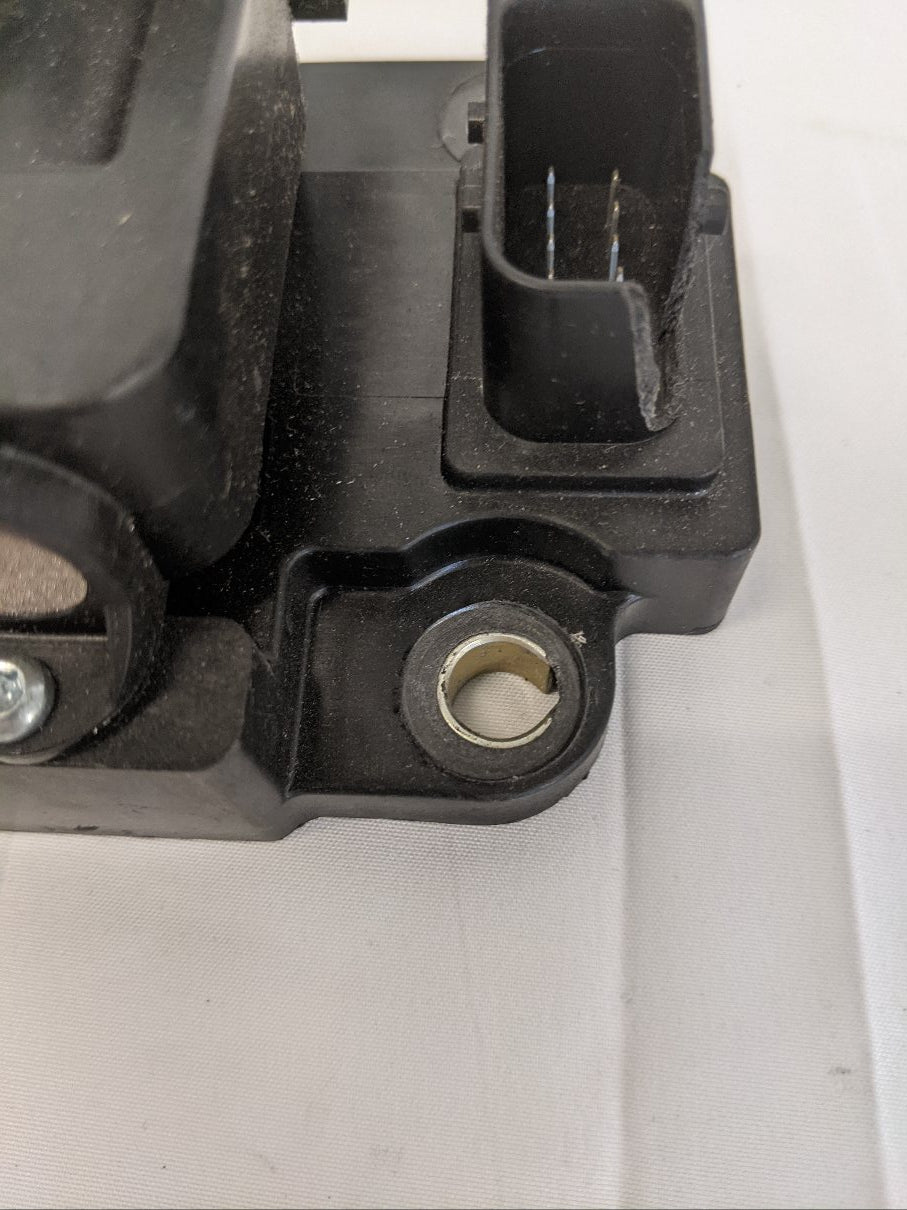 Damaged Freightliner 6 Solenoid Air Management ECP Bank - P/N  A12-29760-006 (10158241055036)