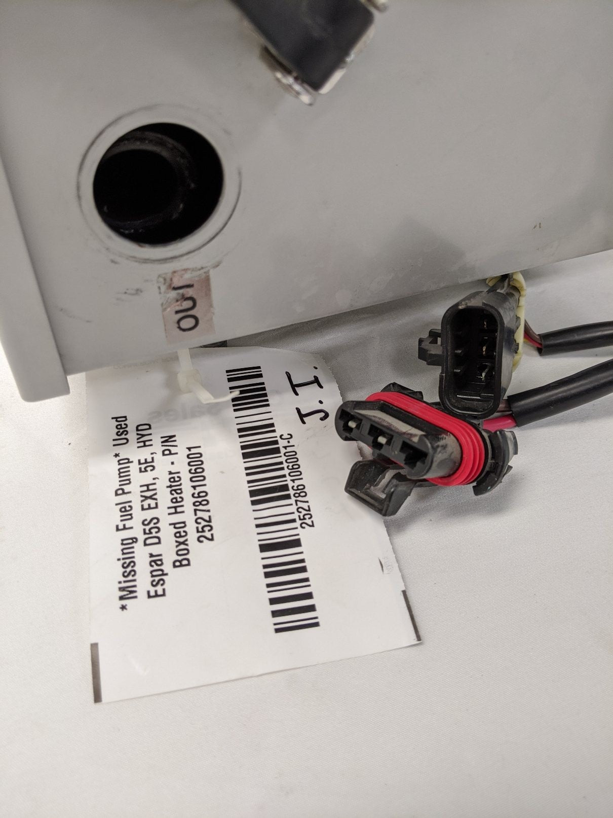 *Missing Fuel Pump* Used Espar Hydronic II D5S Boxed 12V Heater-P/N 252786106001