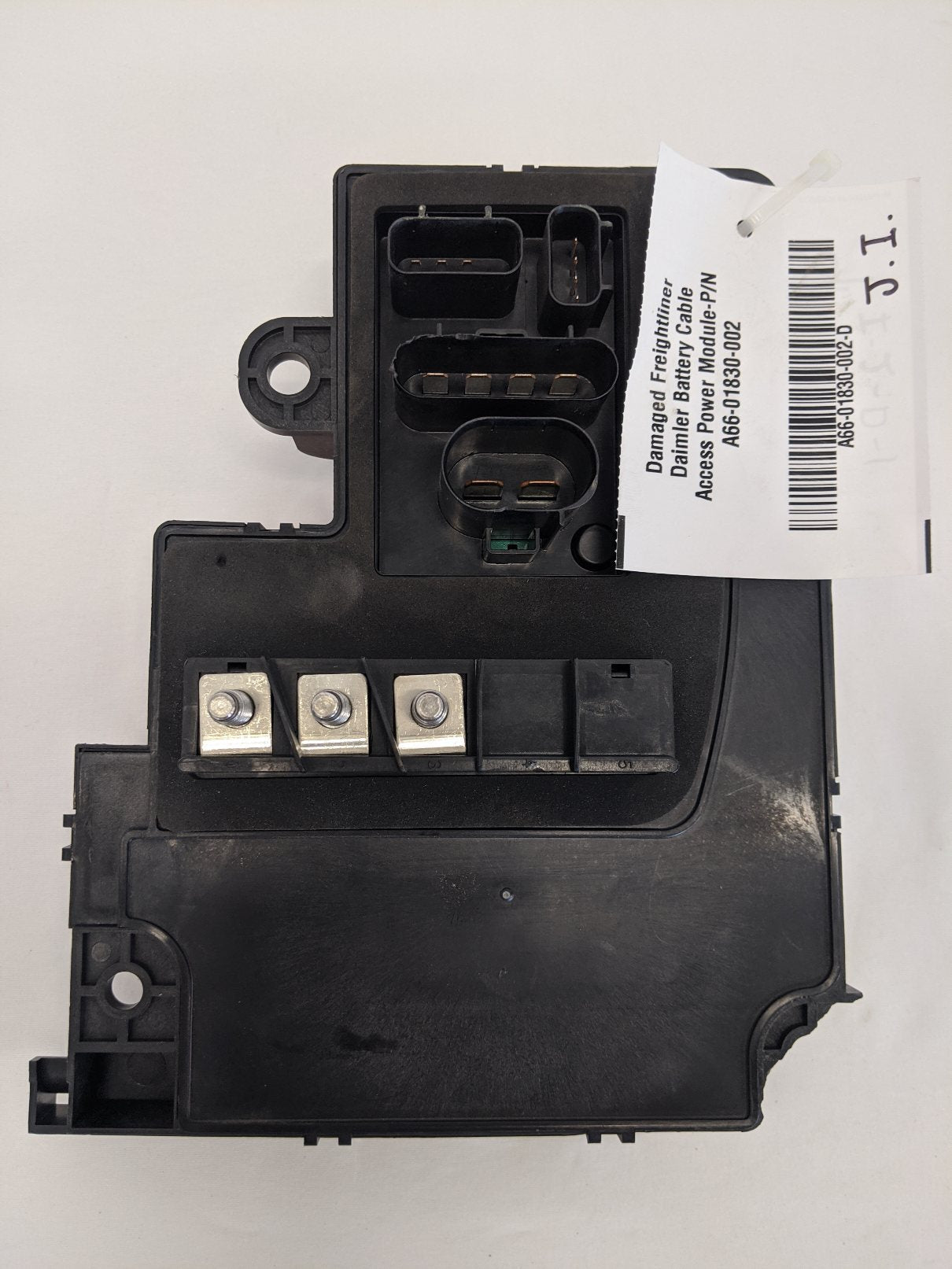 Damaged Freightliner Daimler Battery Cable Access Power Module-P/N A66-01830-002 (10174385357116)
