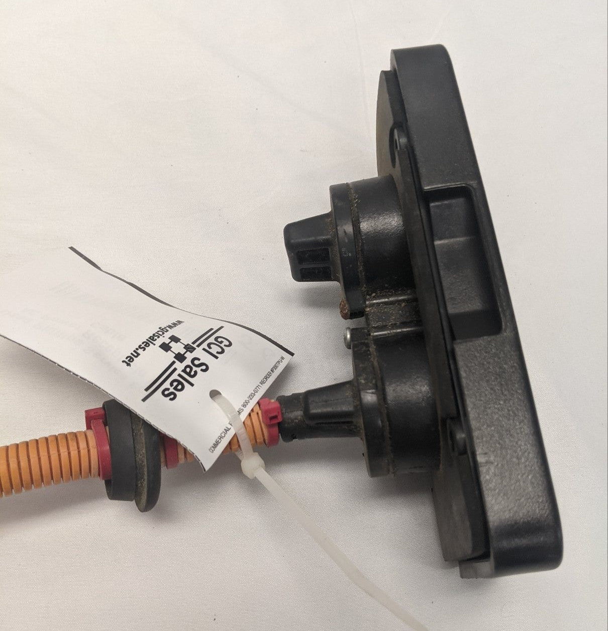 Used Phillips Service Entry AC Power Receptacle w/ Cable - 06-71659-001