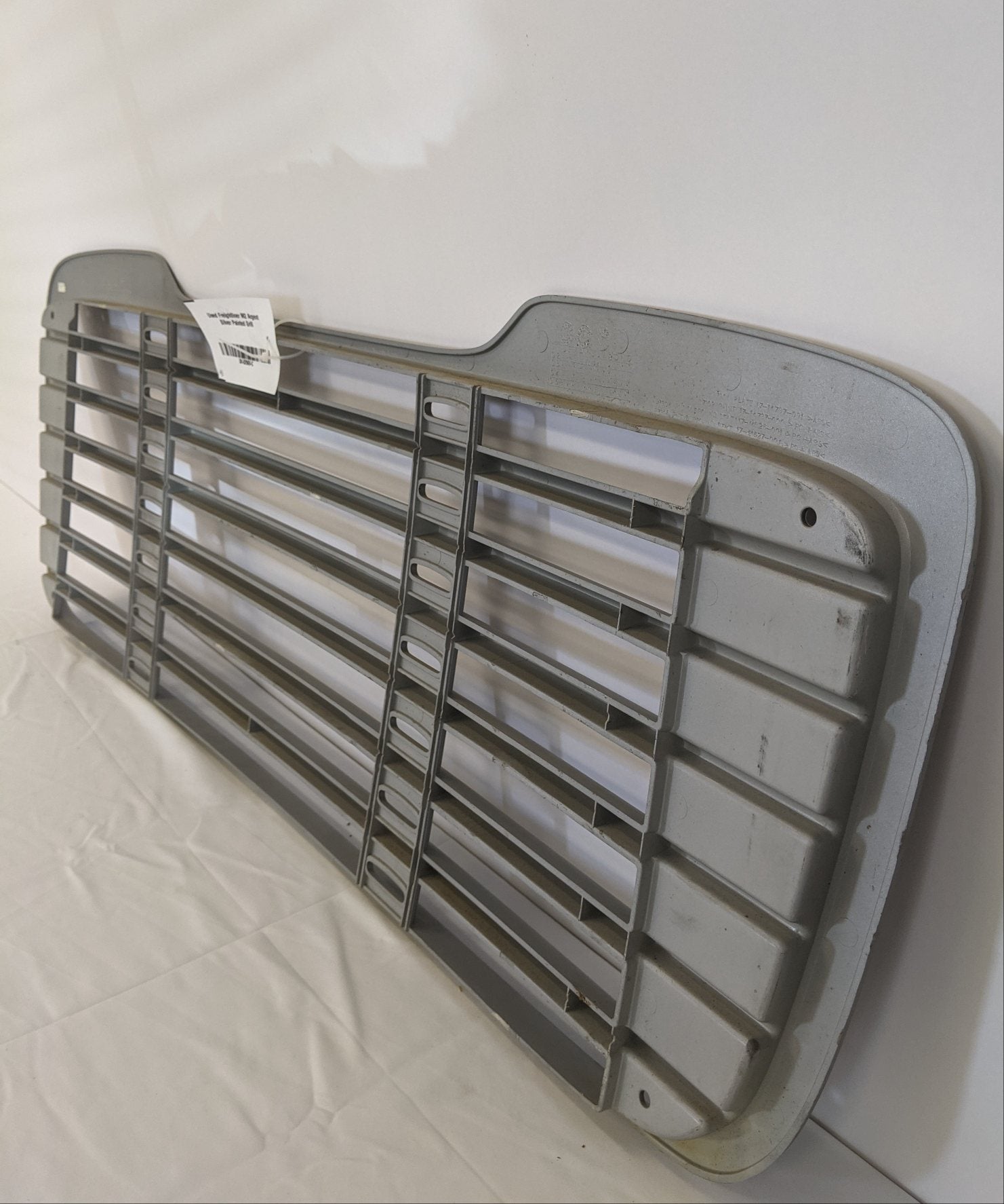 Used Freightliner M2 Argent Silver Painted Grill -P/N 17-14787-000 (4919660150870)