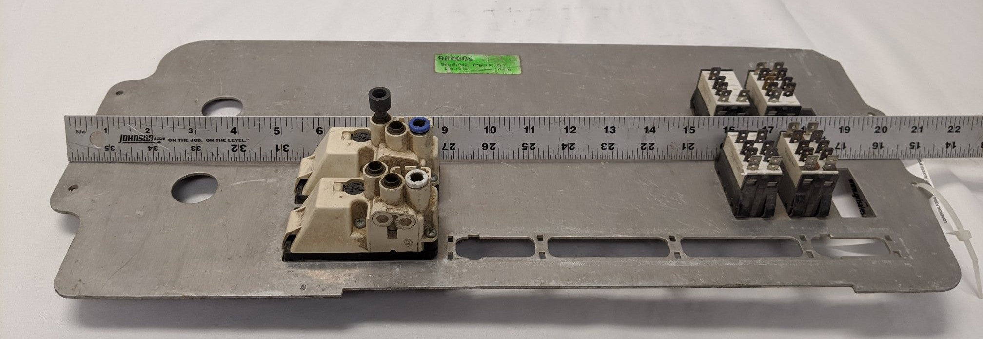 Used Freightliner Columbia Center Instrument Dash Panel -P/N 22-45867-000