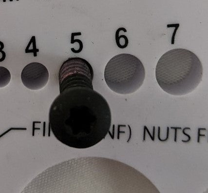 *Lot of 300* New M5 X 25MM Steel Oval Head (Torx) Rolling Screw