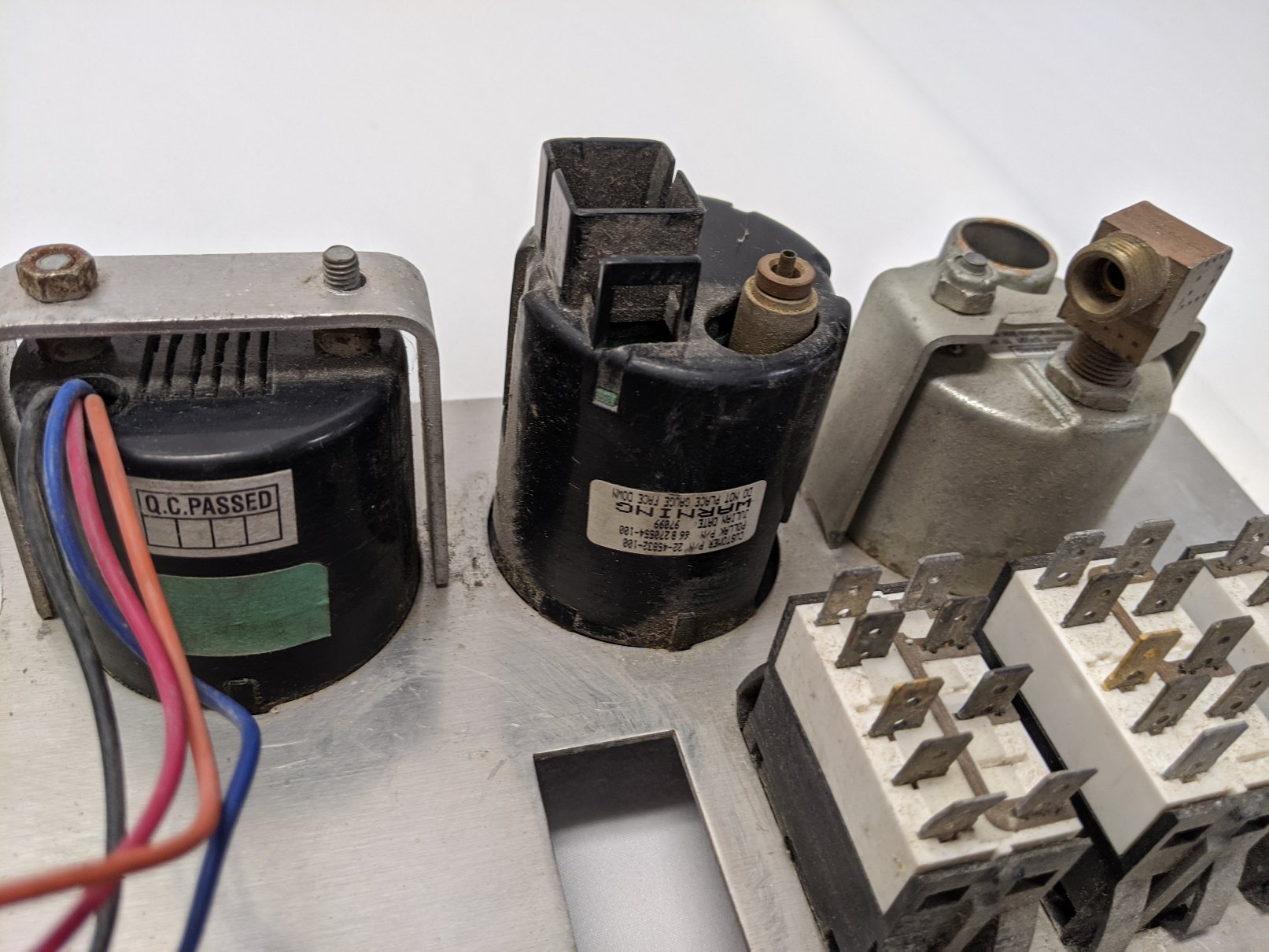 Used Freightliner Columbia Instrument Dash Panel w/ Alarm - P/N 22-45867-000