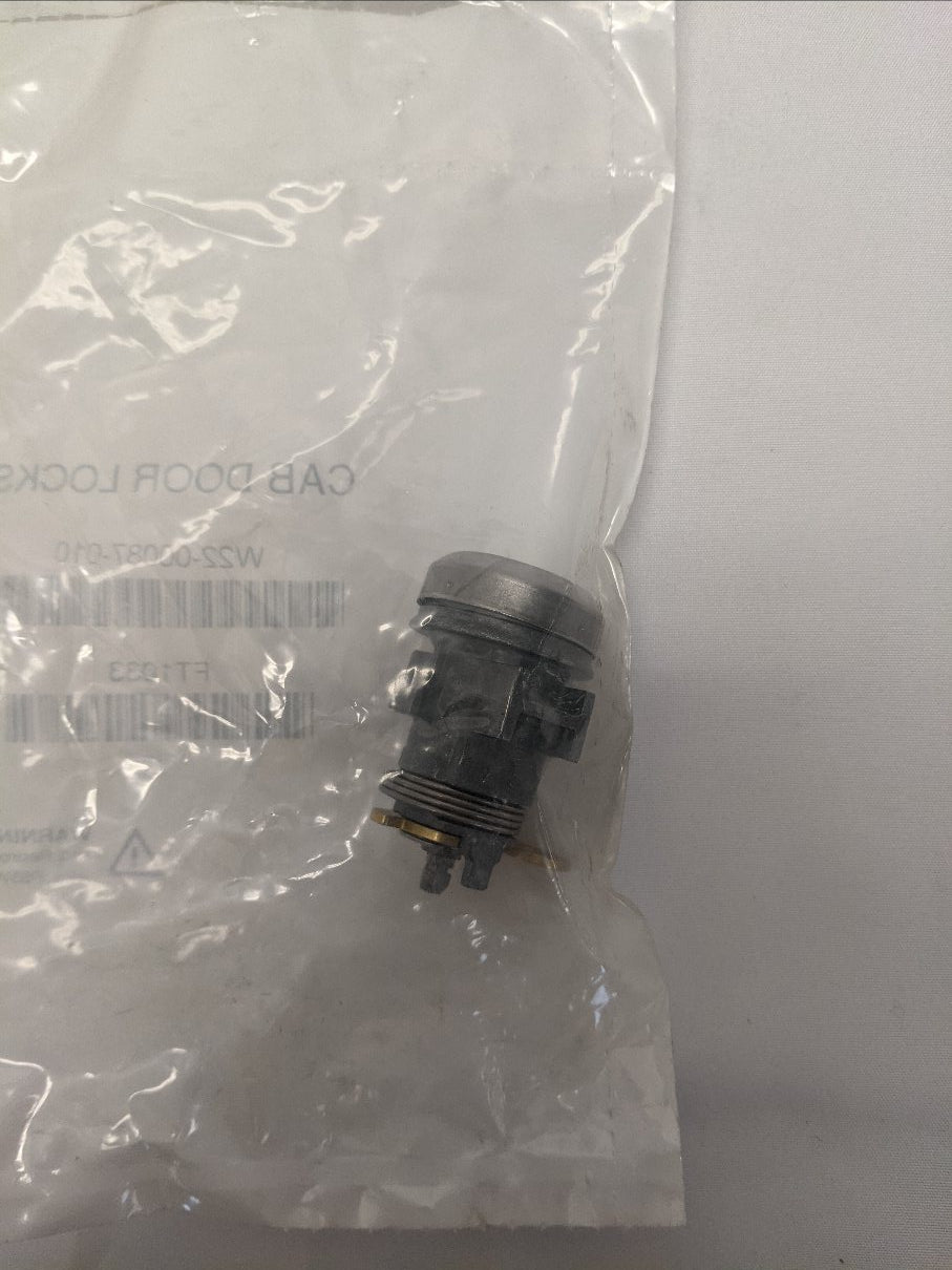 Freightliner Cascadia P4 4-Key Door & Ignition Lock Set W22-00087-010