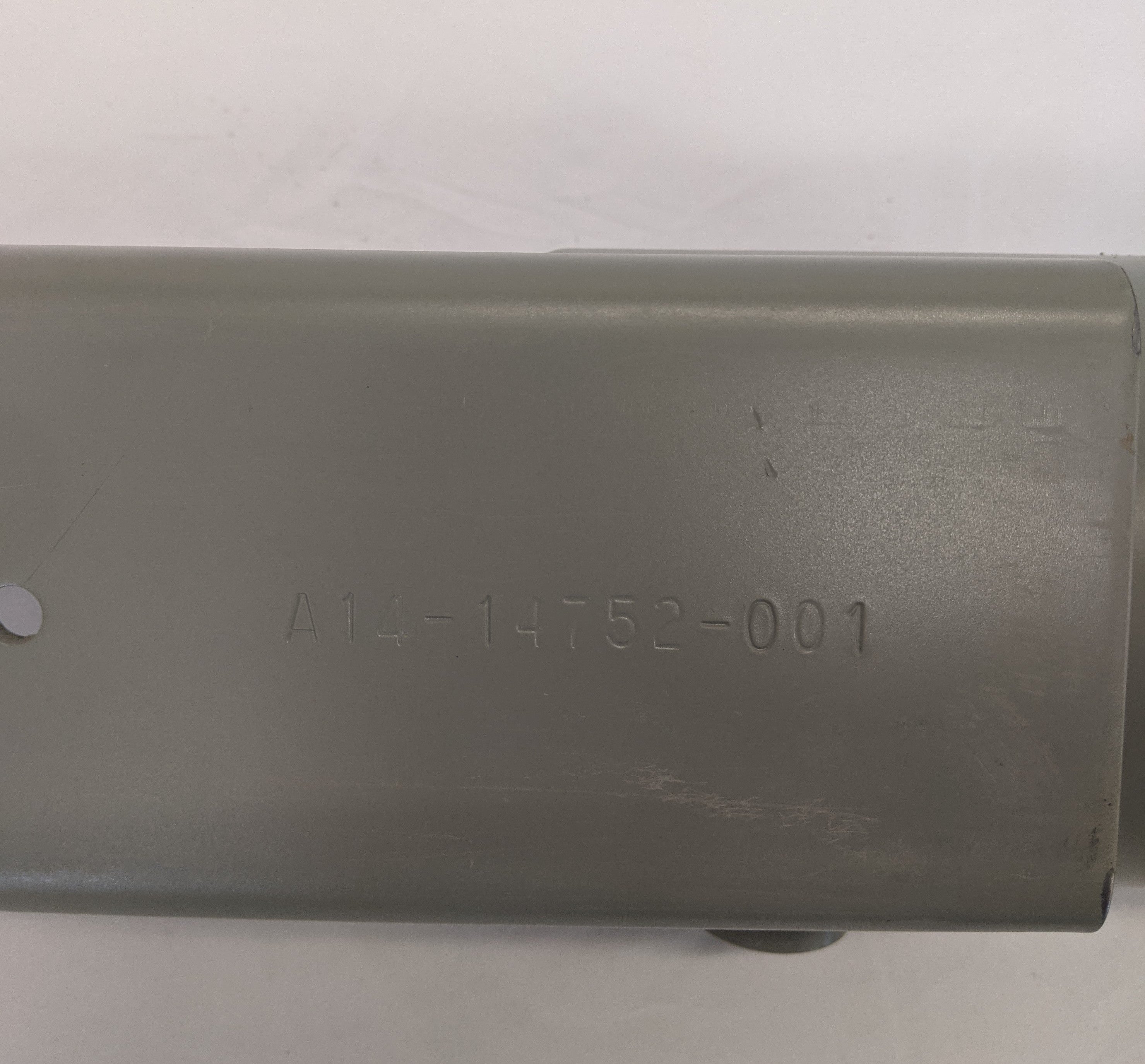Freightliner Fleetguard 2QT Power Steering Reservoir - P/N FG 91895B (10145257718076)