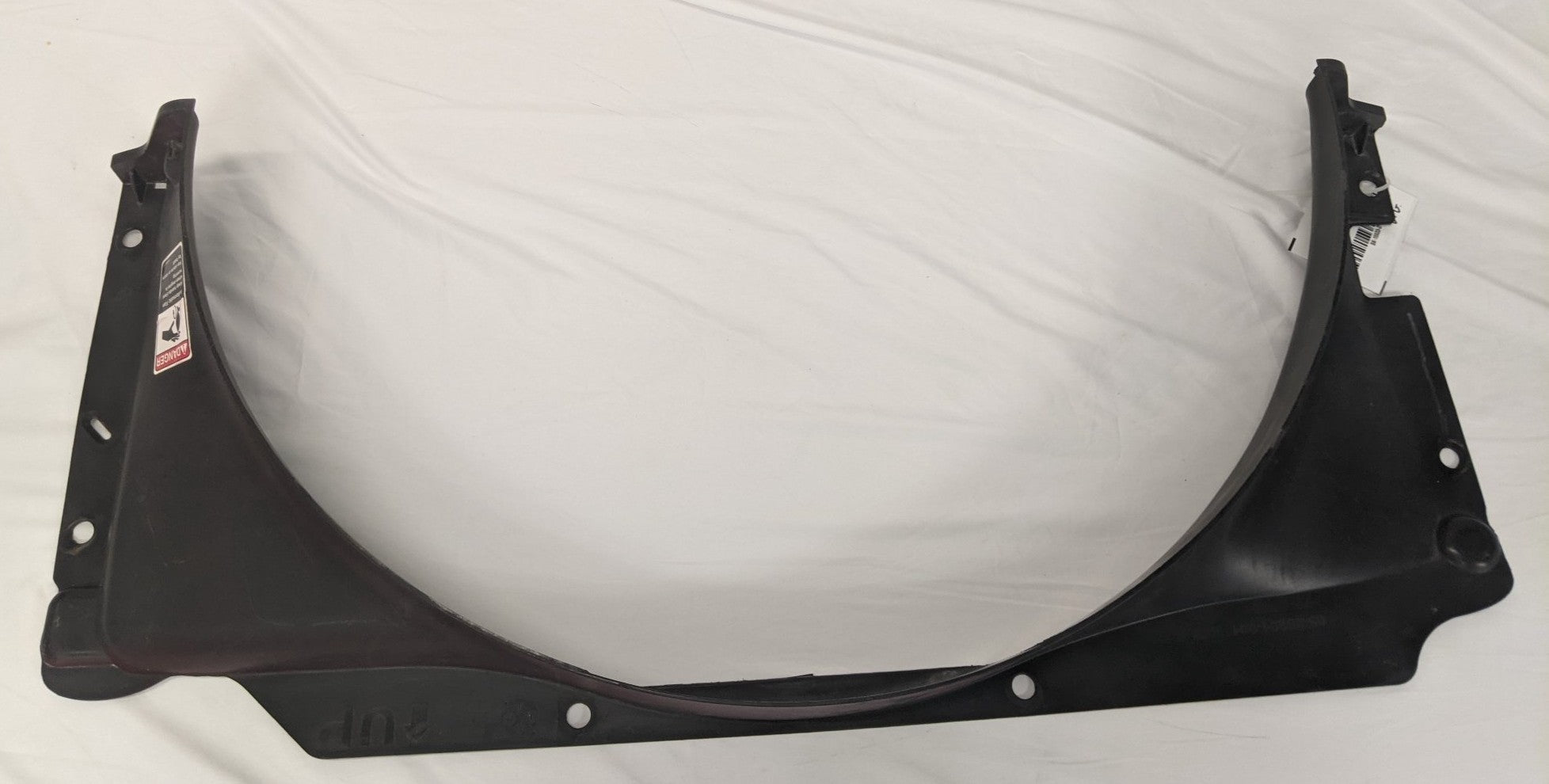 Damaged Freightliner Radiator Fan Upper Shroud Piece - P/N 05-25201-001