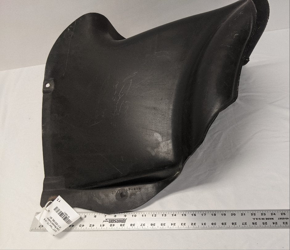 Freightliner Hood Fenders LH RH Set - 17-15237-000 - Torn