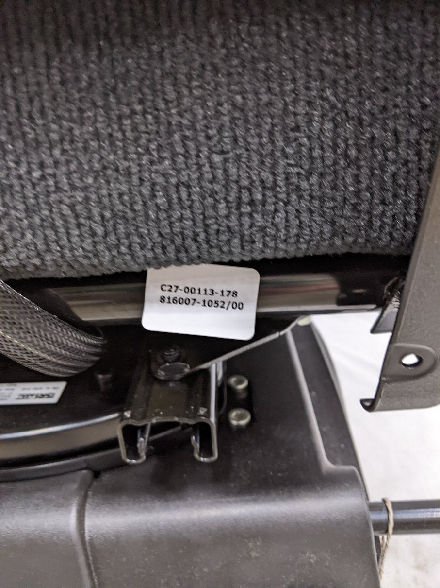New Western Star LH Complete Seat Assembly - P/N ISR 816007 1052