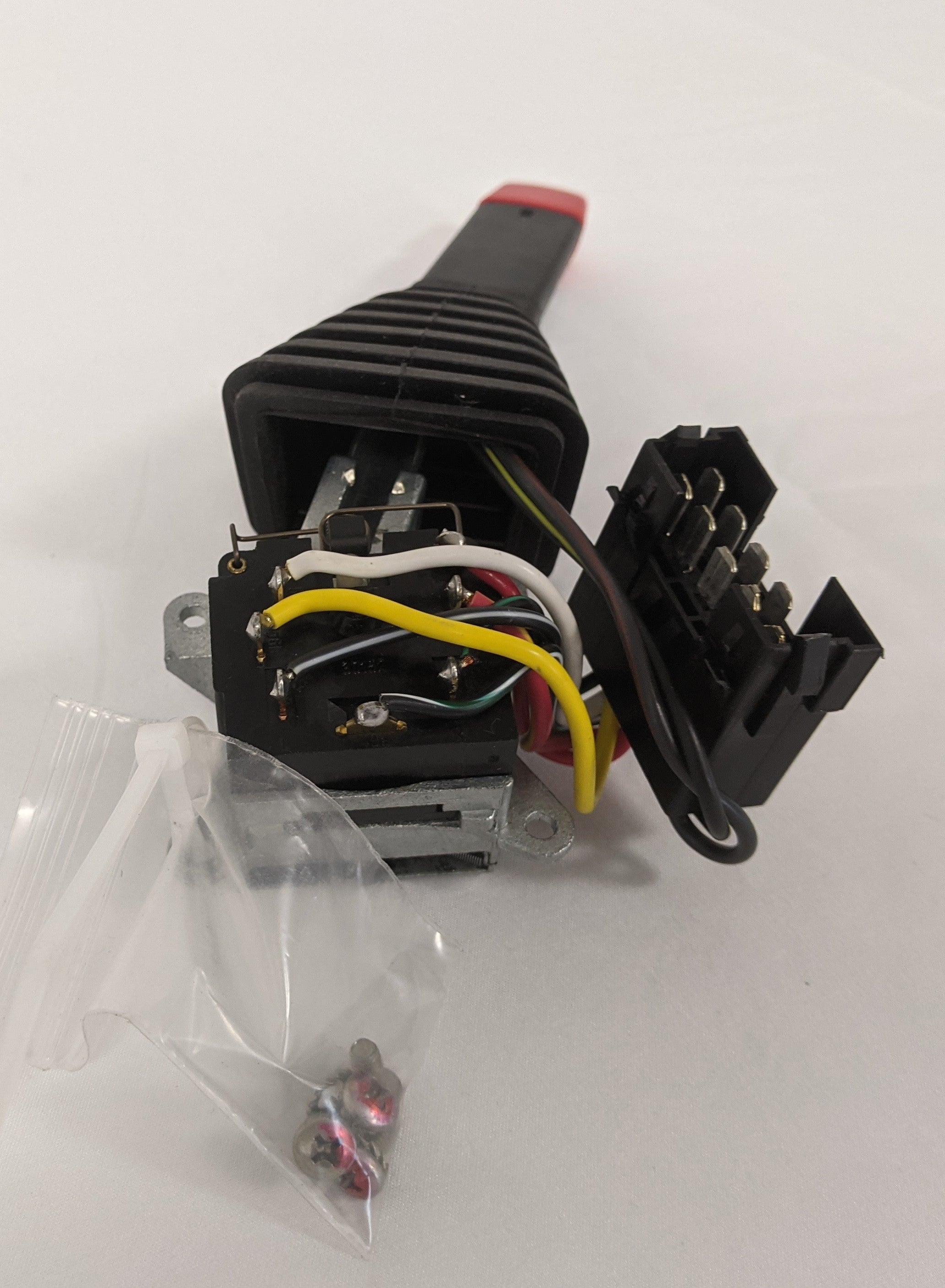 Damaged Ford Cargo Lights, Horn, Turn Signal Switch Arm - P/N EC4513335AA (10129901486396)
