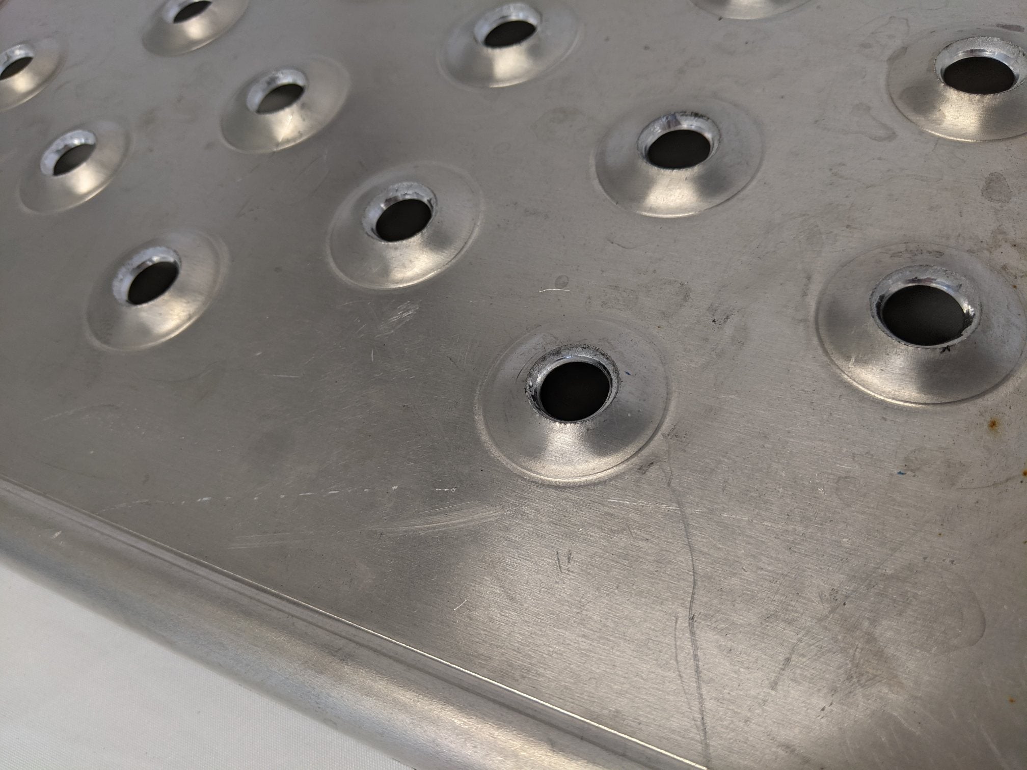 Freightliner 33" x 13 ¾" Recess Fixed Deck Plate - P/N  A22-72421-004 (6550909354070)