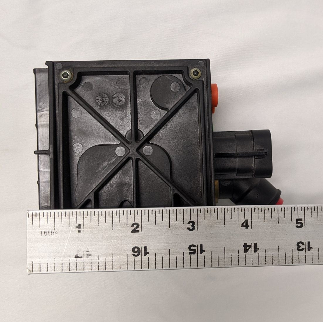 Used Freightliner AMU Central Air Switch Module P/N - A12-19776-110