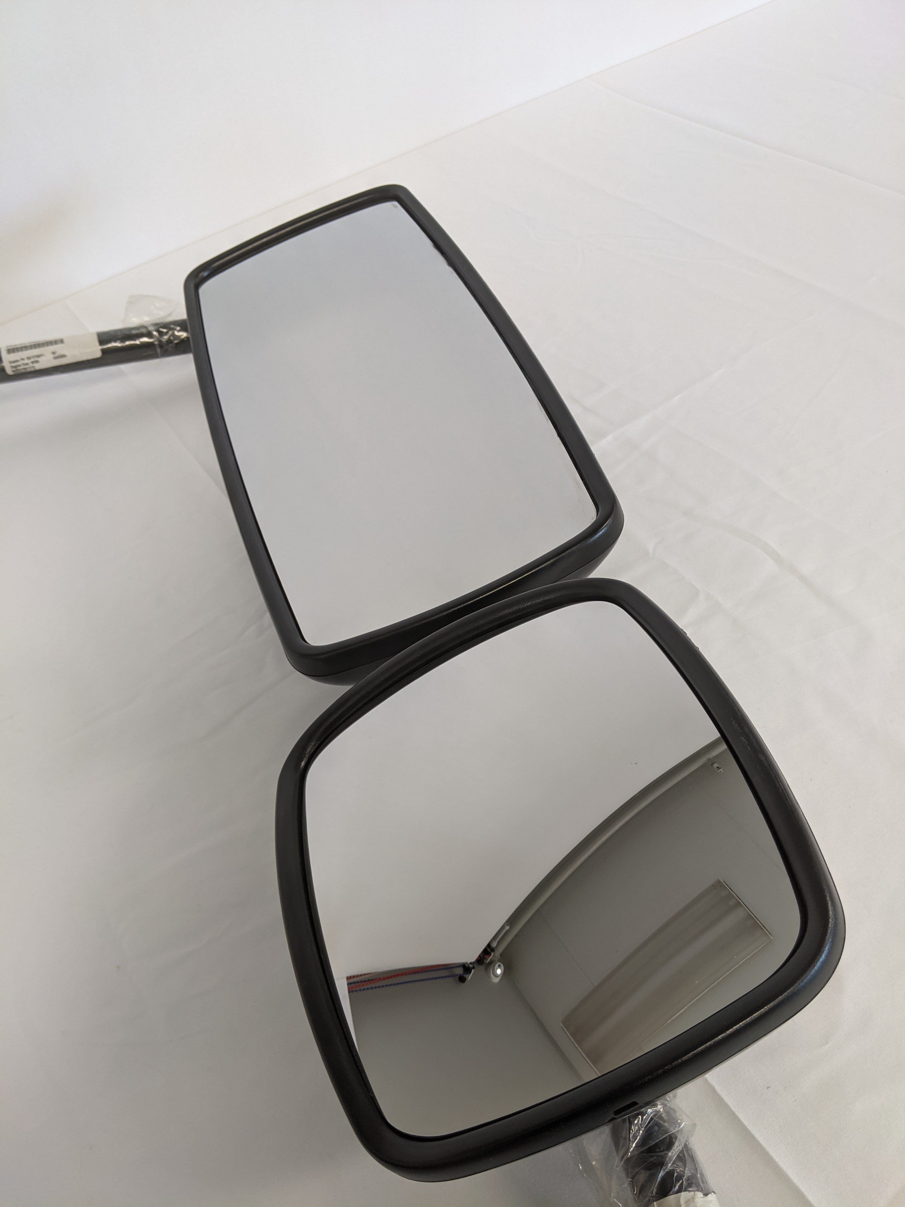 Freightliner M2 RH Door Mirror - A22-74244-014