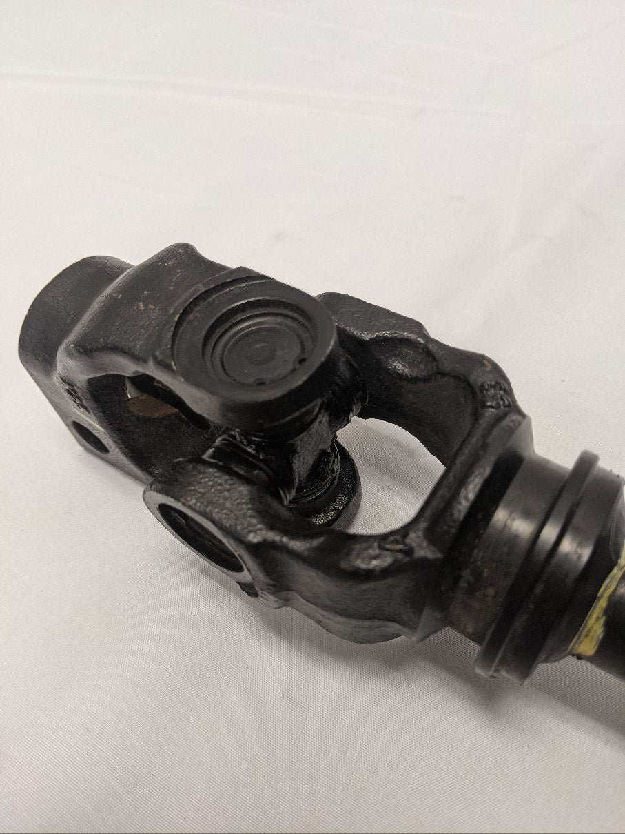 Freightliner Lower Steering Column Shaft | 14-19917-000