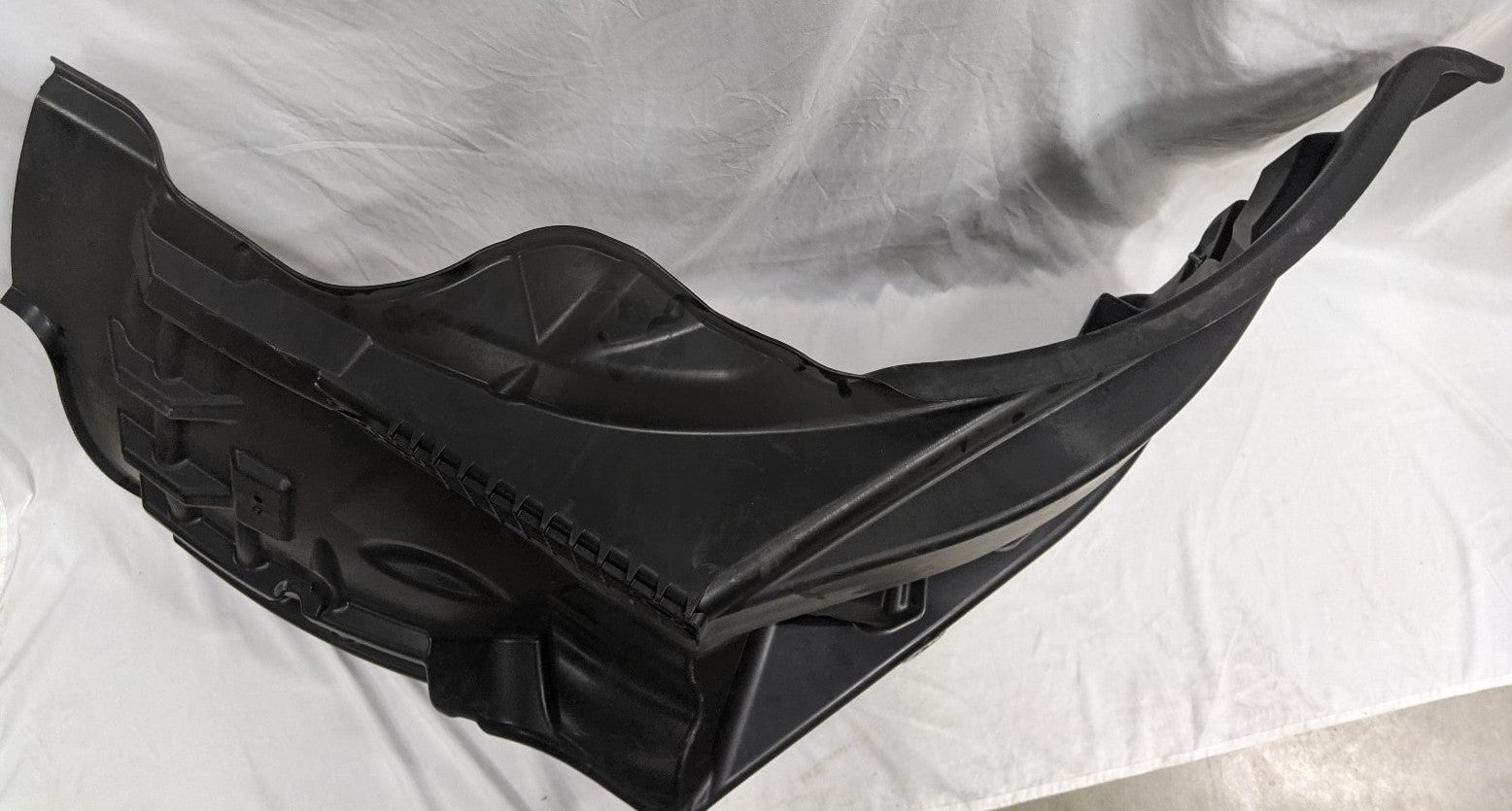 Freightliner LH Cabin Mounted Splash Guard - P/N A22-74146-000