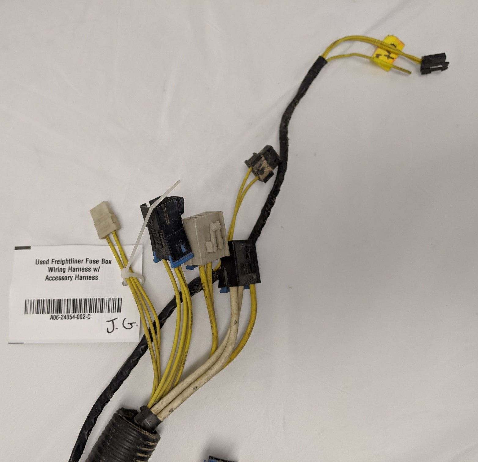 Freightliner Fuse Box Wiring Harness - P/N: A06-24054-002