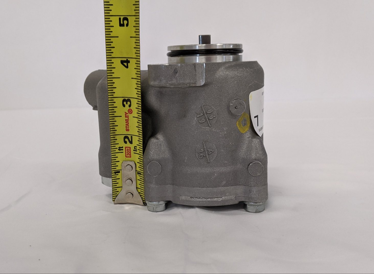New TRW Freightliner 181618LET Power Steering Pump - P/N 14-20360-000 (10162424774972)