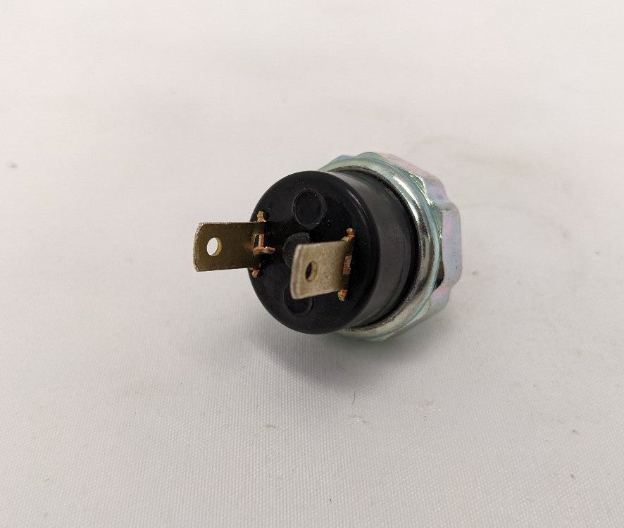 New Freightliner Low Air Pressure Switch - P/N FSC 1749 2107 (10144187253052)
