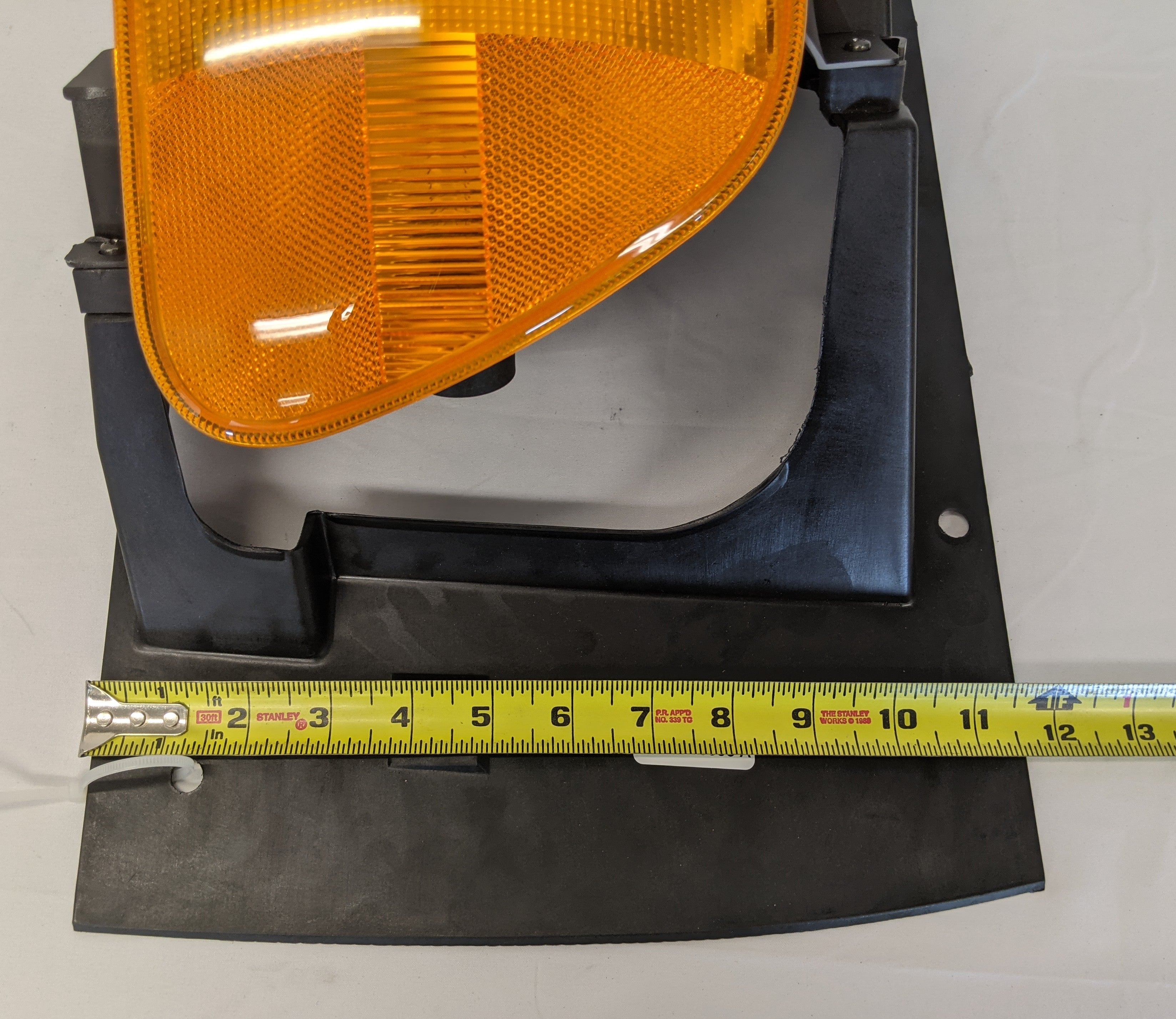 Ford Sterling A9522 LH Headlight Assembly - P/N 97HA 13006 AB (10144372293948)