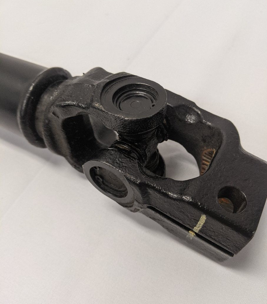 Freightliner Lower Steering Column Shaft | 14-19917-000