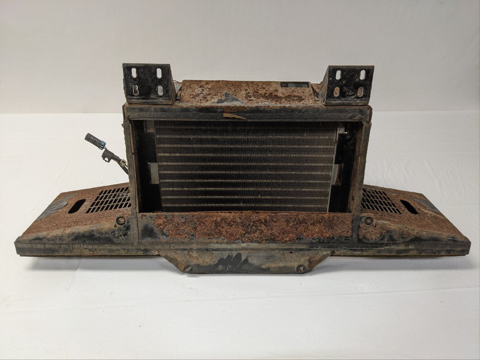 Used Freightliner Cascadia P3 PHVAC Backwall Condenser - P/N A22-69029-001