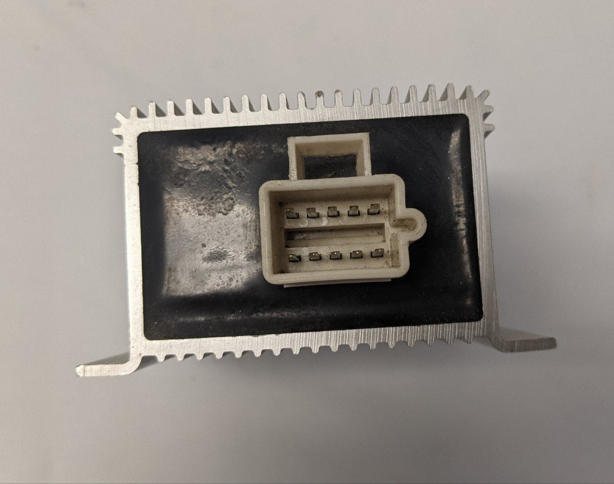 Used Freightliner Daytime Running Lamps Control Module -P/N SPD 1324F