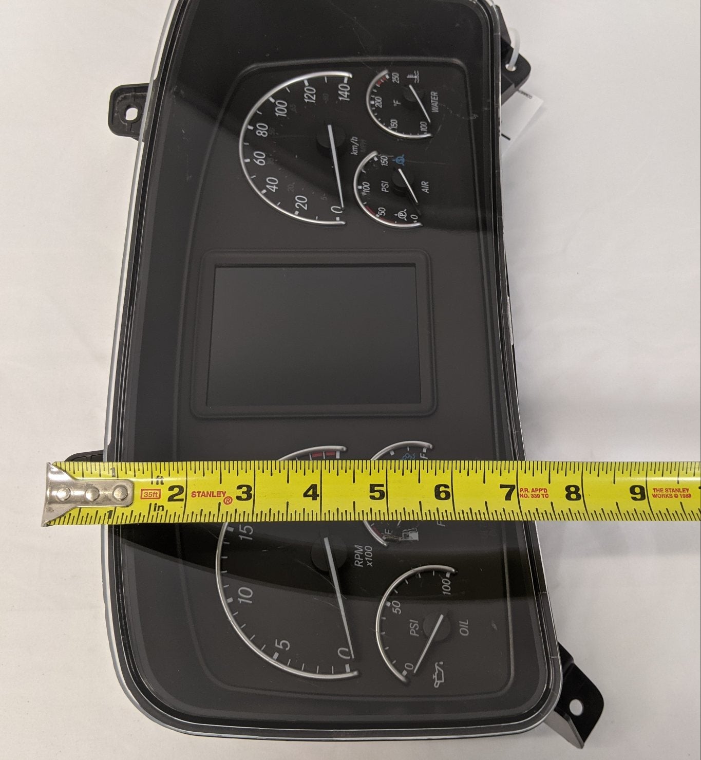 Freightliner Km/Hr. 6 Gauge Speedometer & Tach Cluster - P/N A22-74911-111 (10111997903164)