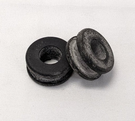 *Lot of 10* New 1/2" ID X 1/8" Groove Depth x 1-1/16" OD Rubber Cable Bushing