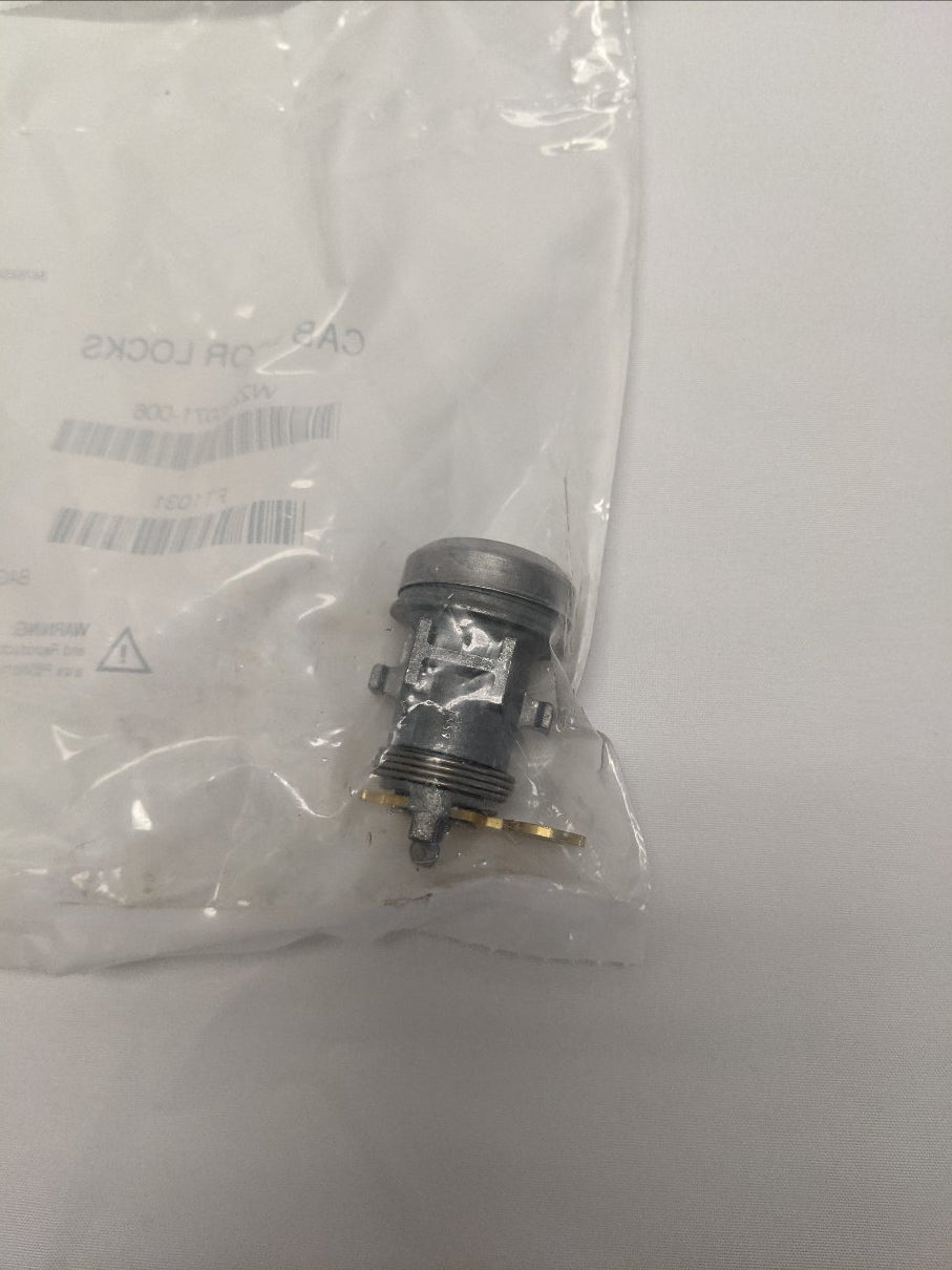 Freightliner M2 2-Key Door & Ignition Lock Set | W22-00077-019