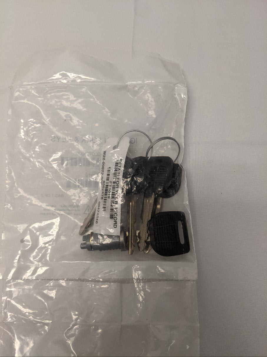 Freightliner 4-Key Cab & Ignition Lockset | W22-00072-000