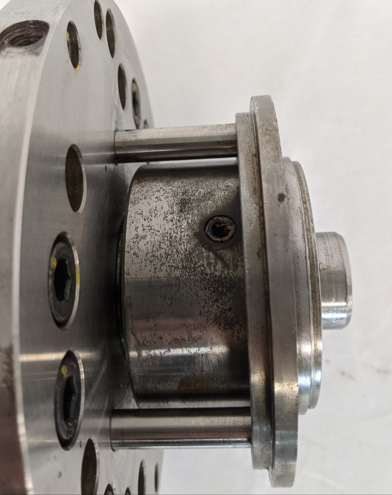 LMC Workholding Short Type Rotating Hydraulic Cylinder -P/N RNKP 105-15 (10009249513788)