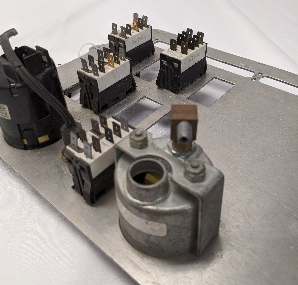 Used Freightliner Columbia Central Instrument Dash Panel  - P/N 22-45867-000