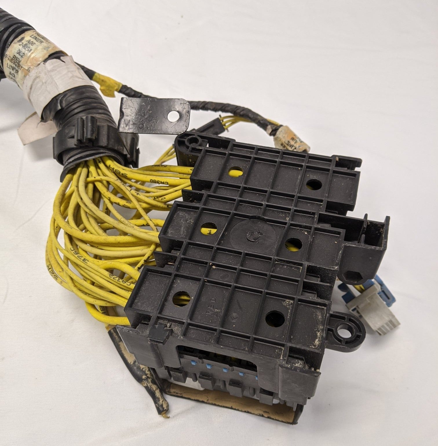 Freightliner Fuse Box Wiring Harness - P/N: A06-24054-002