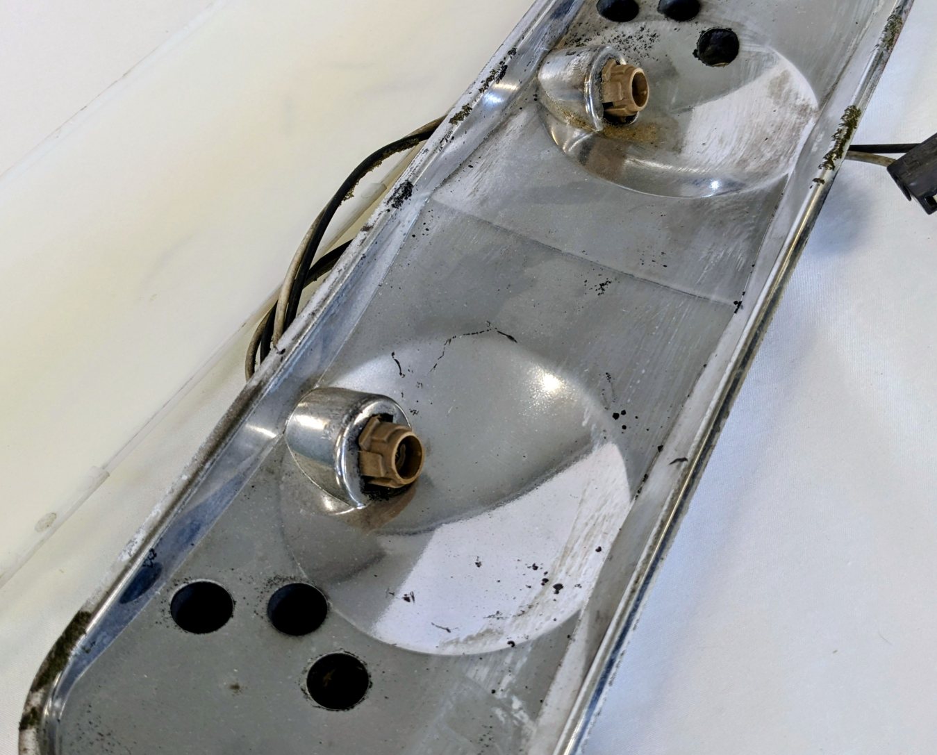 Used Columbia/Century Light Fixture and Fog Lens - P/N A22-51378-000 (10175168741692)