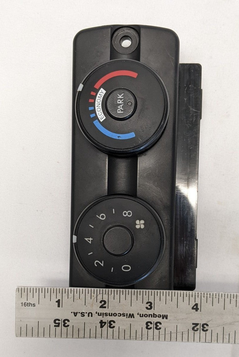 Used Freightliner Cascadia P3 Sleeper HVAC A/C Control Panel- P/N A22-64737-001