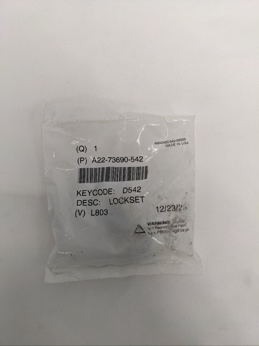 New Freightliner Cab 2 Keys Door & Ignition Lock Set - P/N A22-73690-542 (10133755527484)