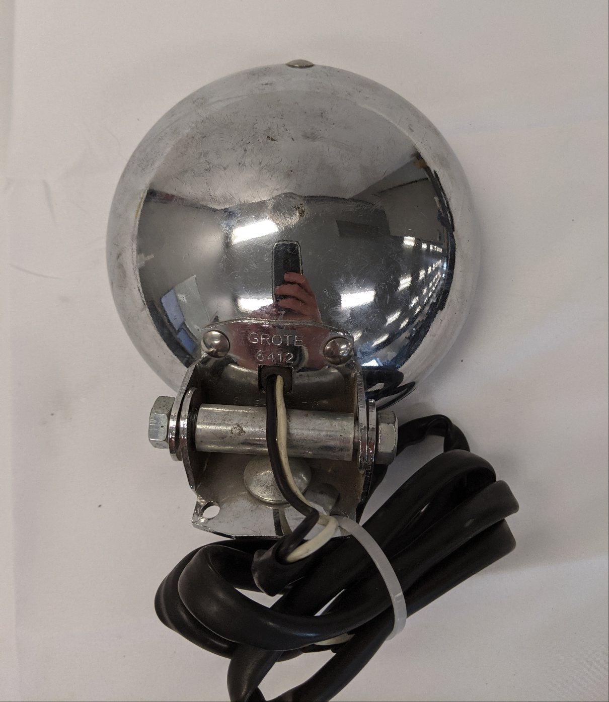 Grote Vintage Chrome PAR-36 Utility Light (No Lens) | GRO 64120