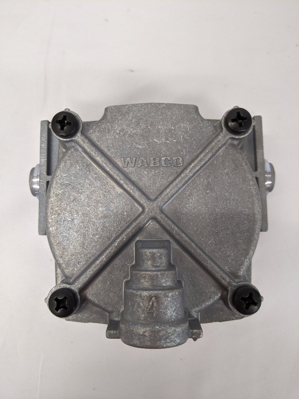 New Wabco 12V 2-Delivery Port ABS Relay valve Kit - P/N WAB 400 611 03