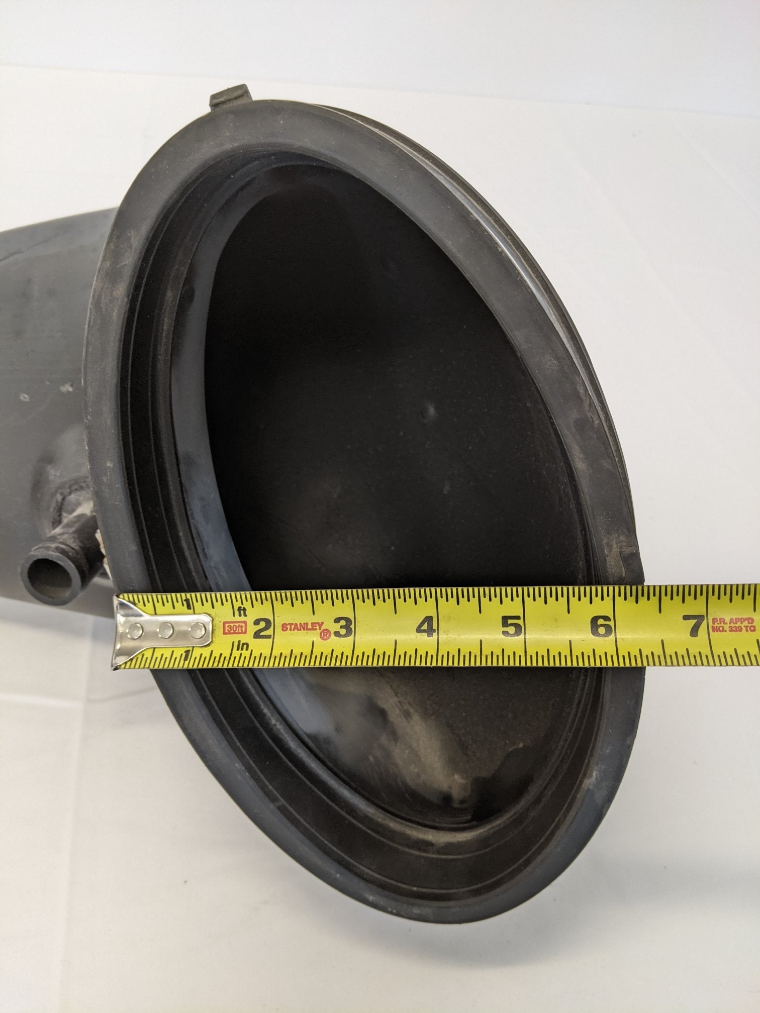 Used Detroit DD15 14L HDEP Molded Air Intake Tube w/ Elbow- P/N 03-36089-001 (10025659826492)