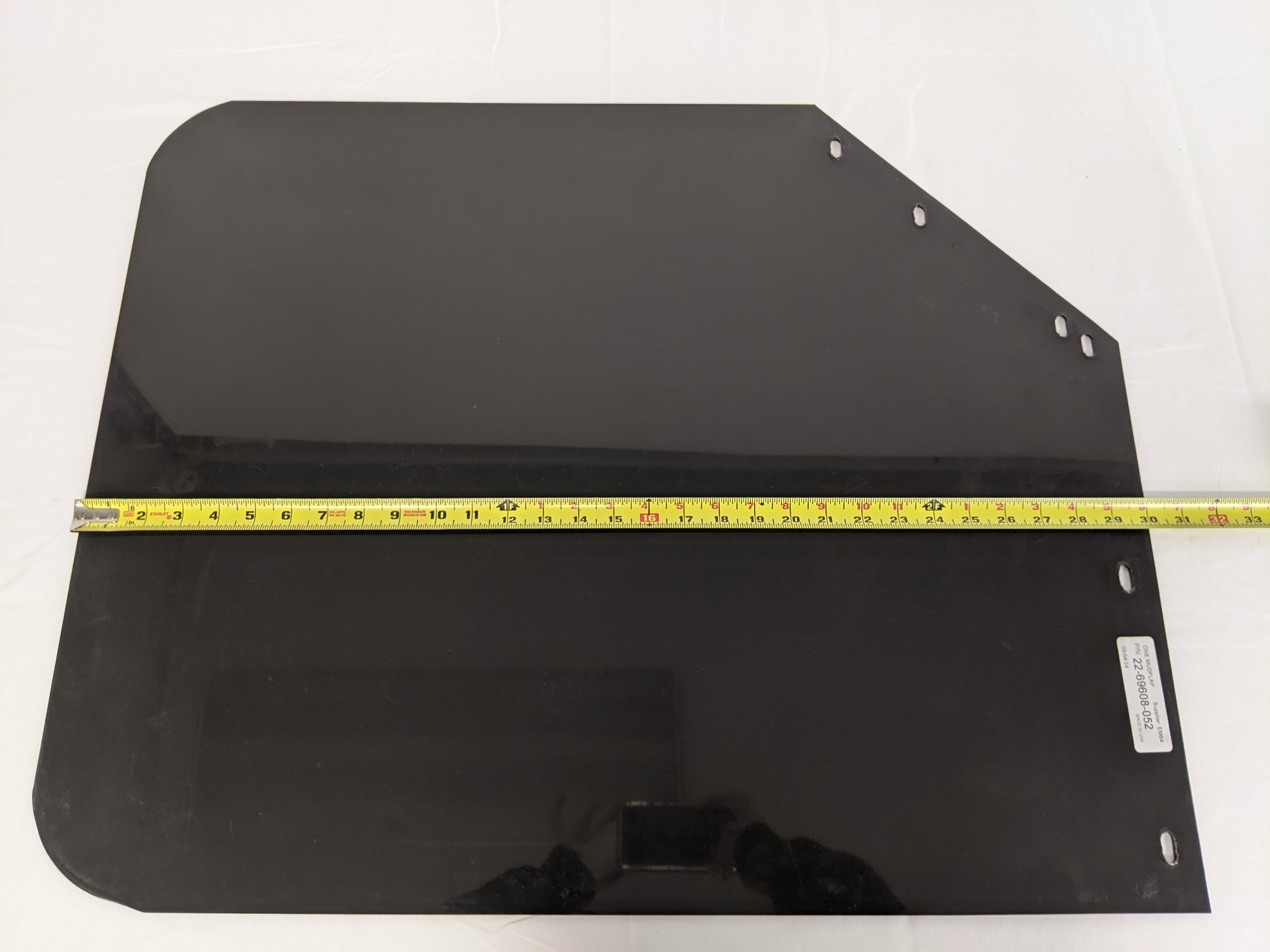 Used *Lot of 2* RH LH 30" Black Plastic Ang. Mudflap w/o Logo - P/N 22-69608-052 (9983395135804)