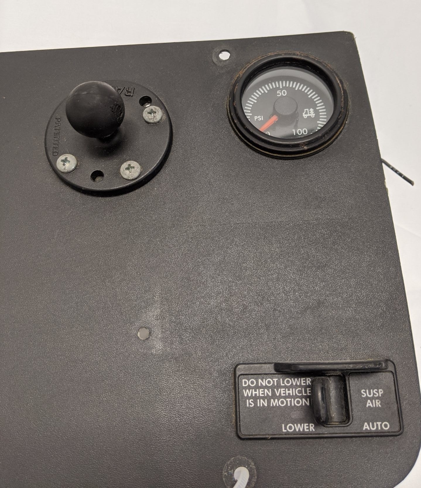 Freightliner Cascadia P3 Auxiliary Instrument Panel - 22-60660-000 (used)