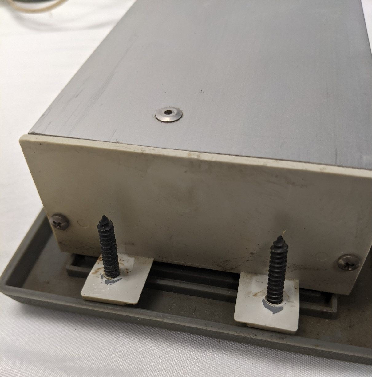 Damaged Thin-Lite Freightliner FLD Fluorescent Interior Light - P/N TLC 723F