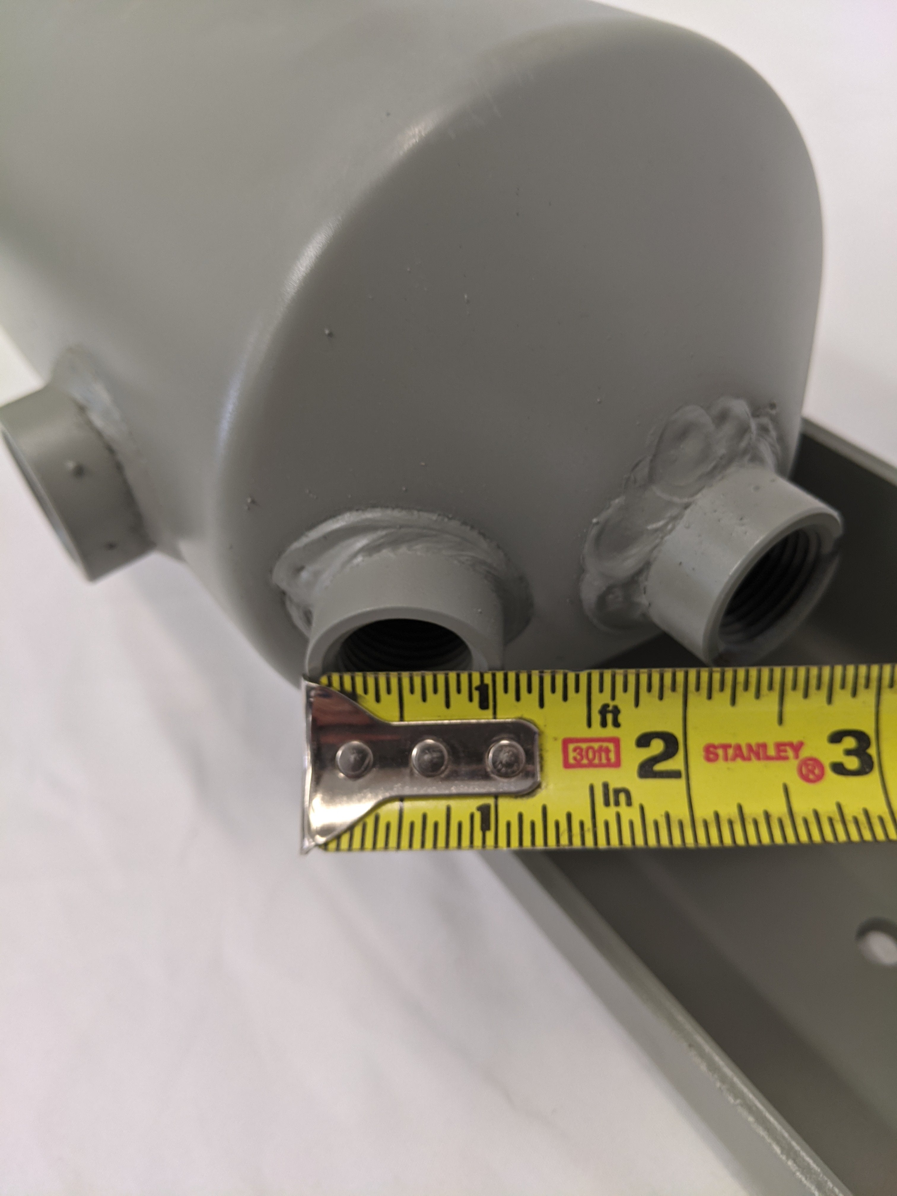 Freightliner Fleetguard 2QT Power Steering Reservoir - P/N FG 91895B (10145257718076)