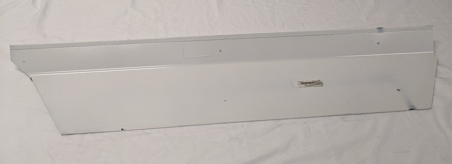 Western Star 4700 RH Setback Axel Rear Skirt Panel - A18-65665-100