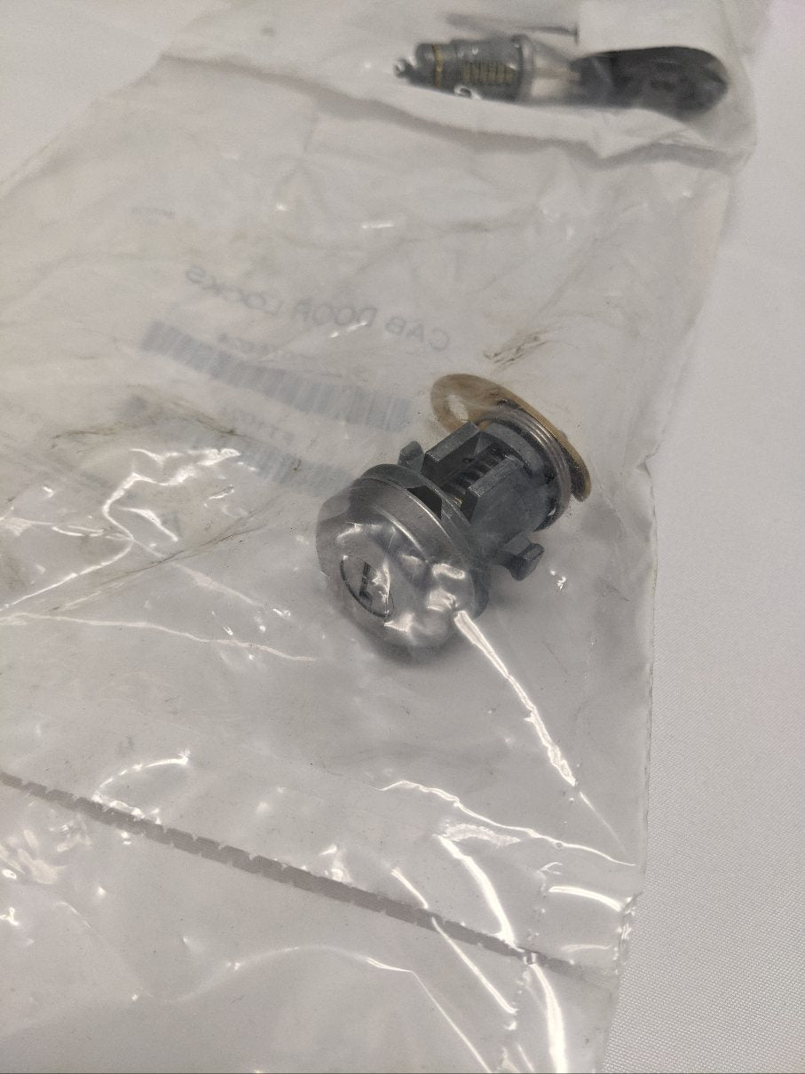 Freightliner Cascadia P4 Door & Ignition Lock Set | W22-00074-024