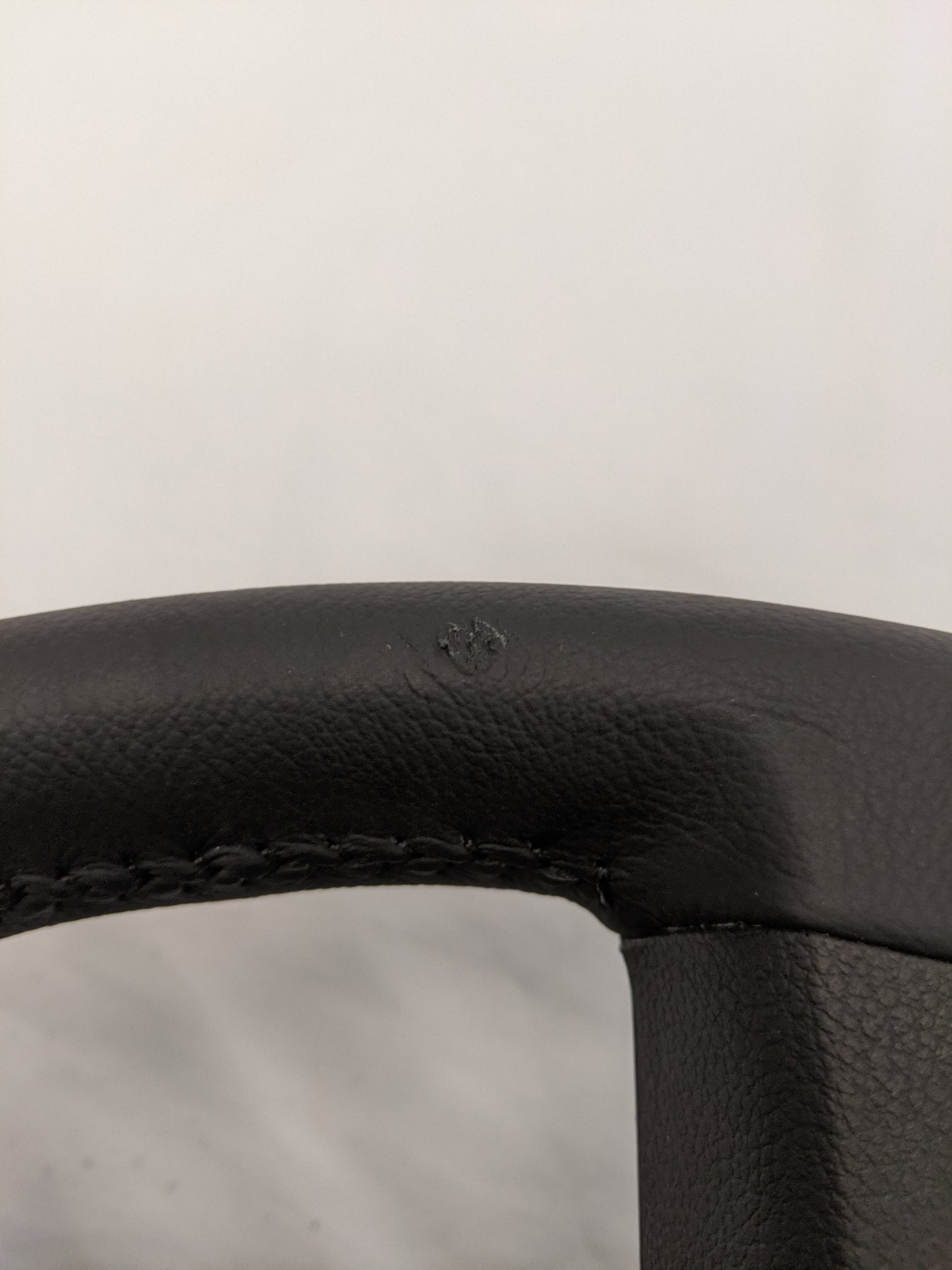 Blemished Freightliner 18" Leather Steering Wheel - P/N  A14-19622-002 (10109507338556)