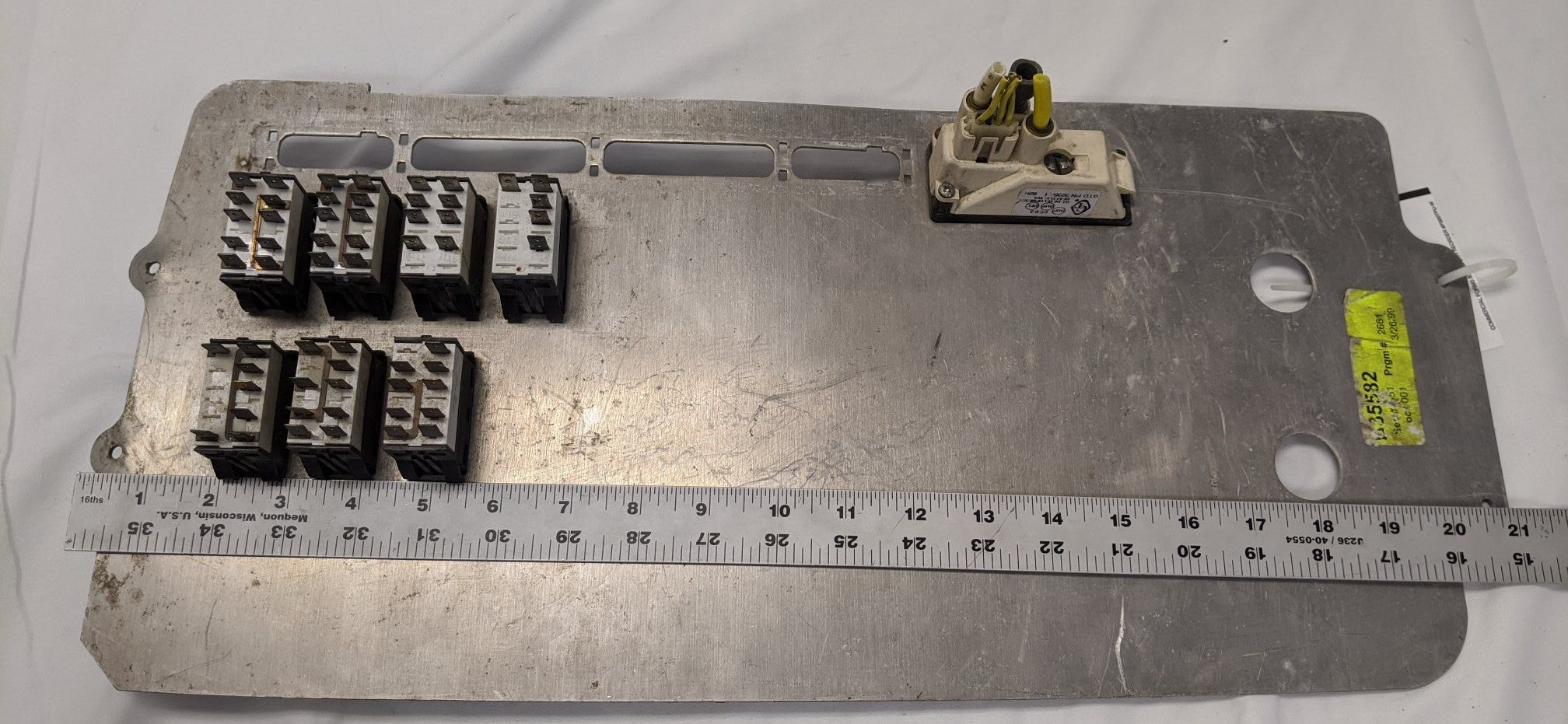 Used Freightliner Columbia Center Instrument Dash Panel- P/N  22-45867-000