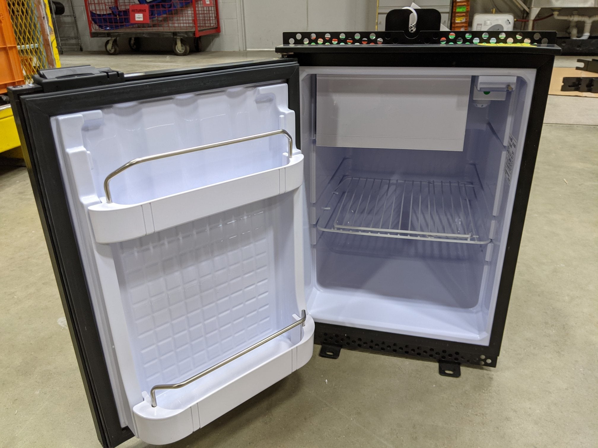 New Freightliner Cascadia P3 indelB BC49C4 Refrigerator - P/N A22-76933-000 (10090439704892)