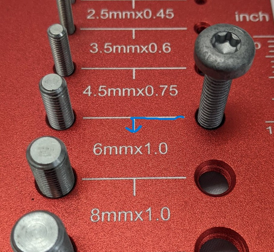 *Lot of 200* New M6-1mm x 30mm Full Thread Steel Pan Head (Torx) Machine Screw