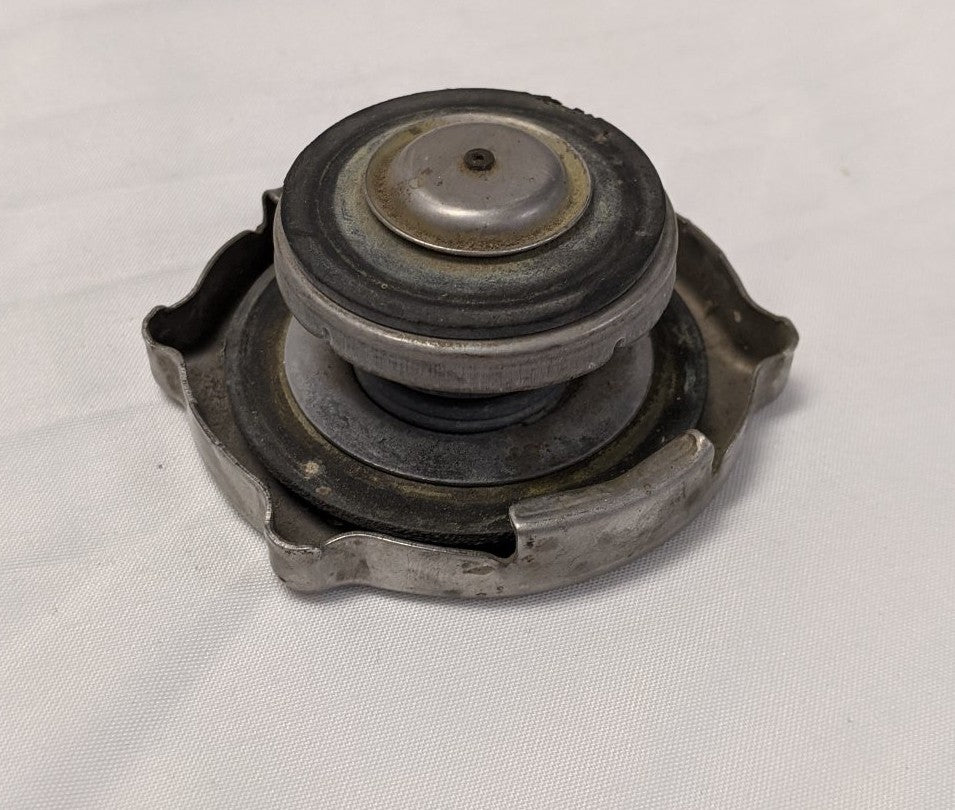 Used Freightliner Chrysler Radiator Cap - P/N 52028892AA